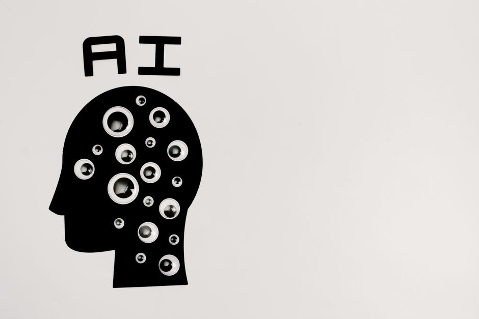 全球對 AI 的愛恨情緒升溫:民調顯示公眾焦慮加劇